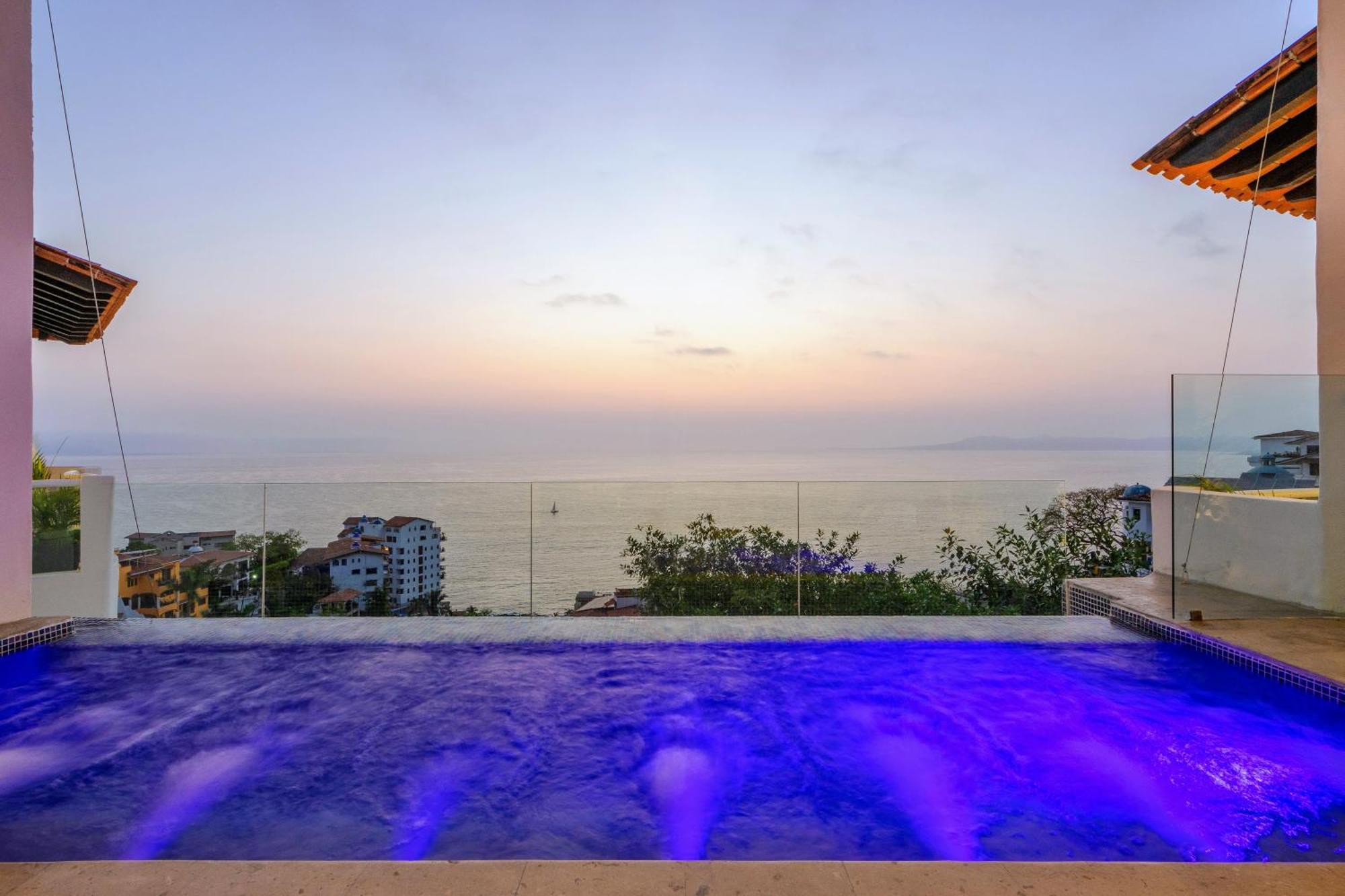 Villa Divina Luxury Boutique - Adults Only Пуерто-Вальярта Екстер'єр фото
